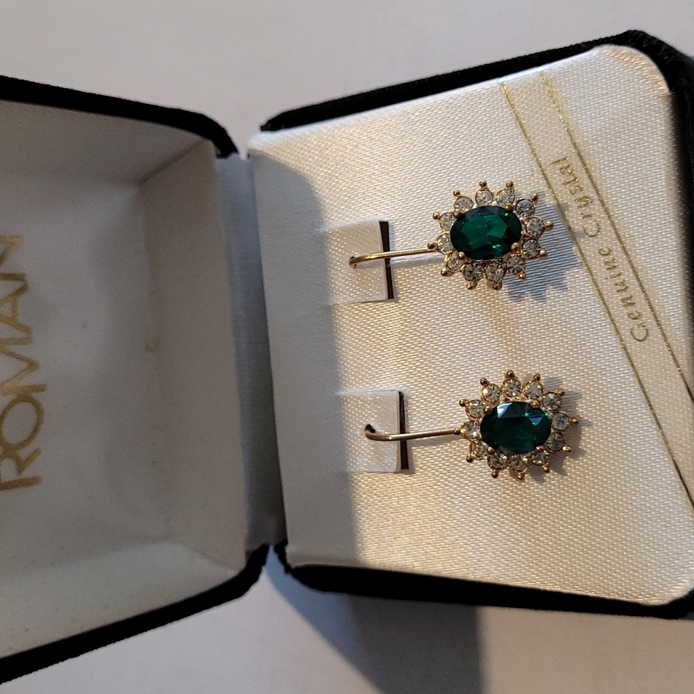 Chystal pierced esrings